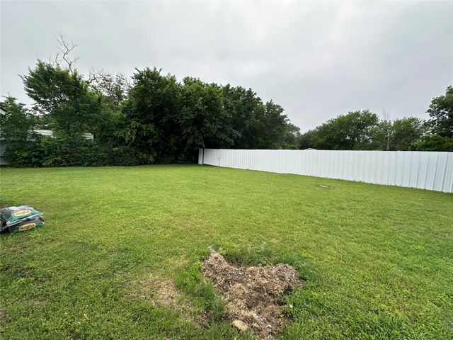 3608 Longvue Avenue, Fort Worth, TX 76116