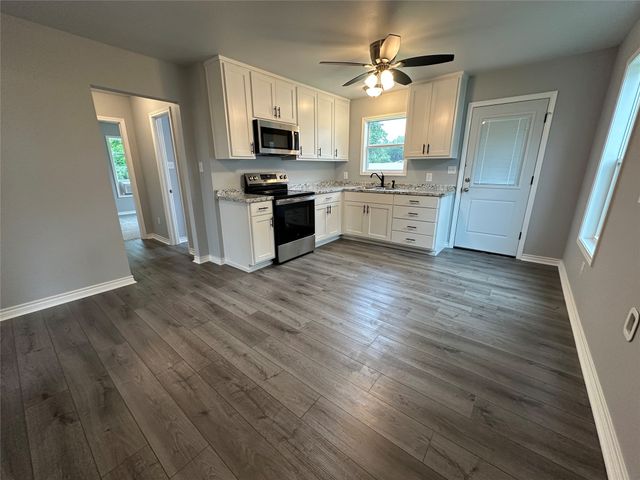 3608 Longvue Avenue, Fort Worth, TX 76116