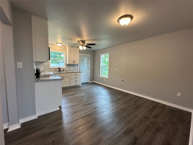 3608 Longvue Avenue, Fort Worth, TX 76116
