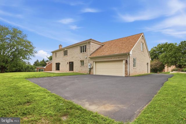 6294 DUNAWAY CT, Mclean, VA 22101