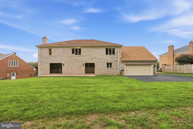 6294 DUNAWAY CT, Mclean, VA 22101