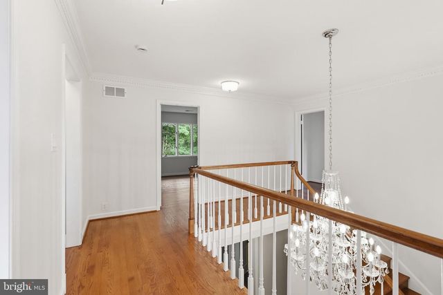 6294 DUNAWAY CT, Mclean, VA 22101