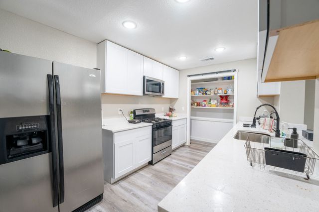 3207 Truxillo Street, Dallas, TX 75228