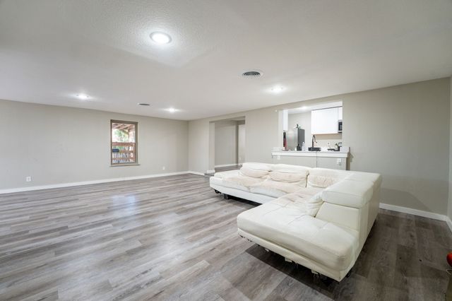 3207 Truxillo Street, Dallas, TX 75228