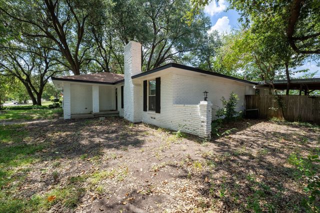 3207 Truxillo Street, Dallas, TX 75228