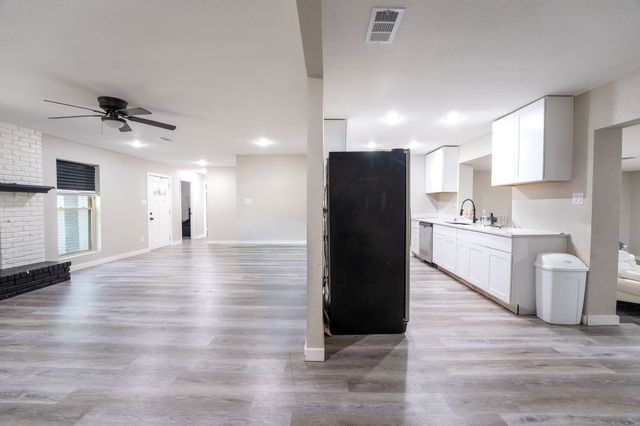3207 Truxillo Street, Dallas, TX 75228