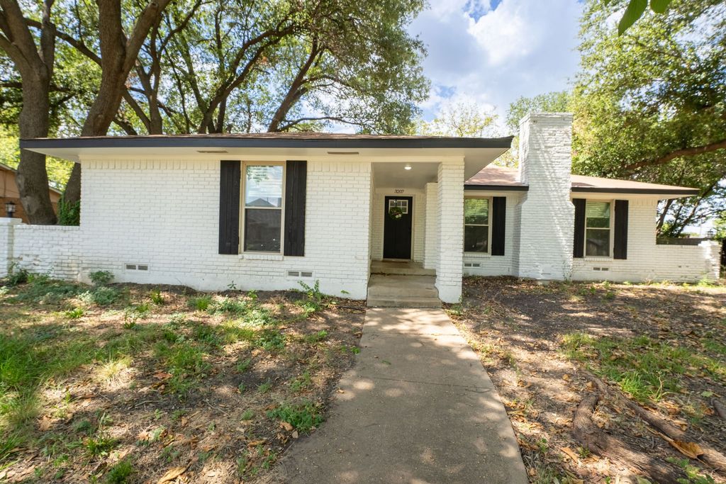 3207 Truxillo Street, Dallas, TX 75228