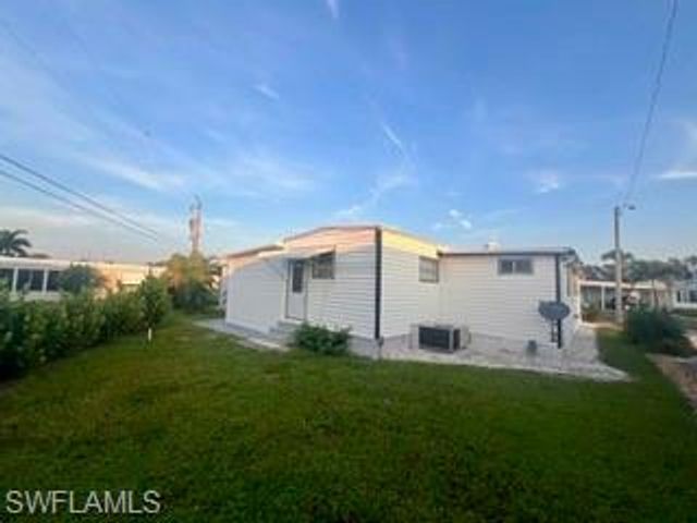 174 Overland TRL, North Fort Myers, FL 33917