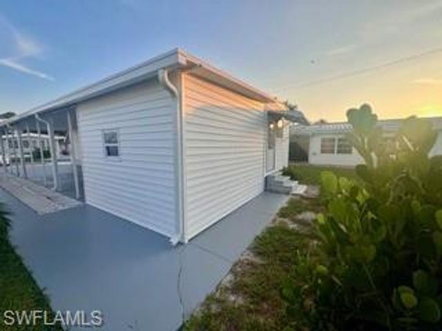 174 Overland TRL, North Fort Myers, FL 33917