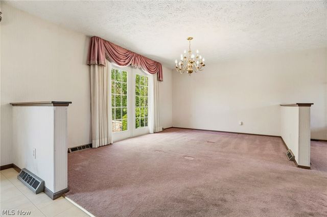 8285 Southwood Drive NW, North Canton, OH 44720