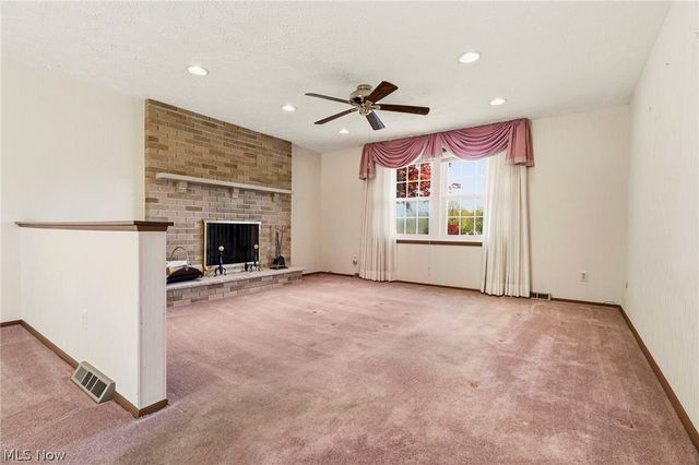 8285 Southwood Drive NW, North Canton, OH 44720