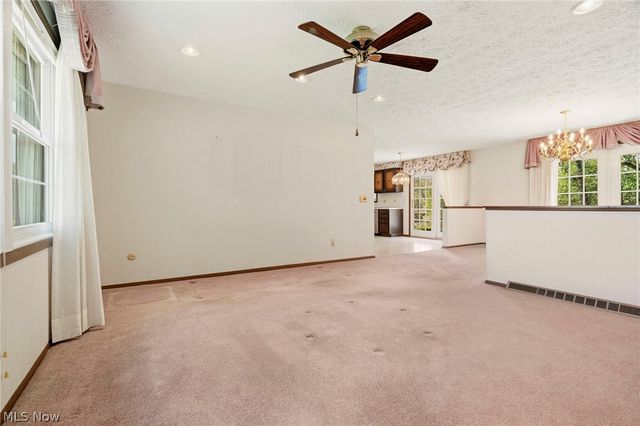 8285 Southwood Drive NW, North Canton, OH 44720