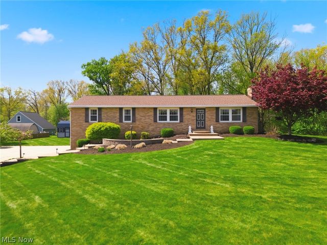 8285 Southwood Drive NW, North Canton, OH 44720
