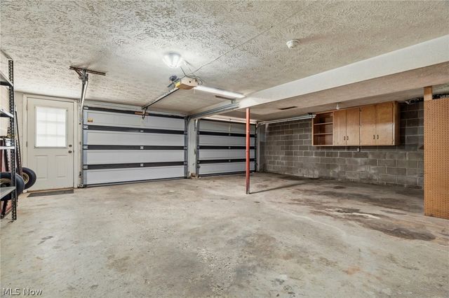 8285 Southwood Drive NW, North Canton, OH 44720