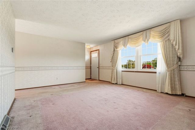 8285 Southwood Drive NW, North Canton, OH 44720