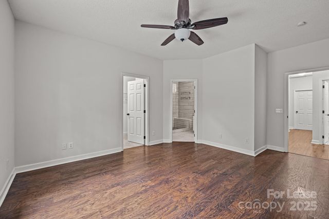 11103 Fox Cove Drive, Charlotte, NC 28273