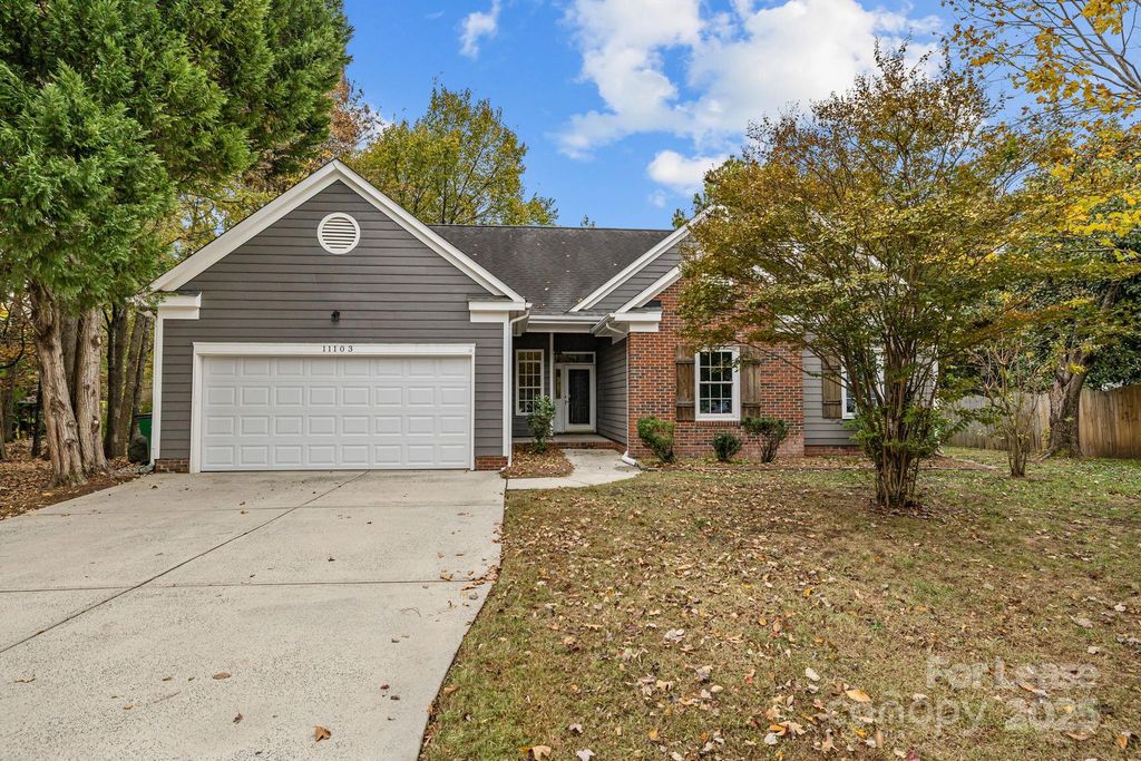 11103 Fox Cove Drive, Charlotte, NC 28273