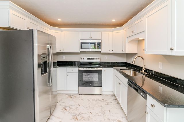 1910 Greenleaf Drive, Lexington, KY 40505