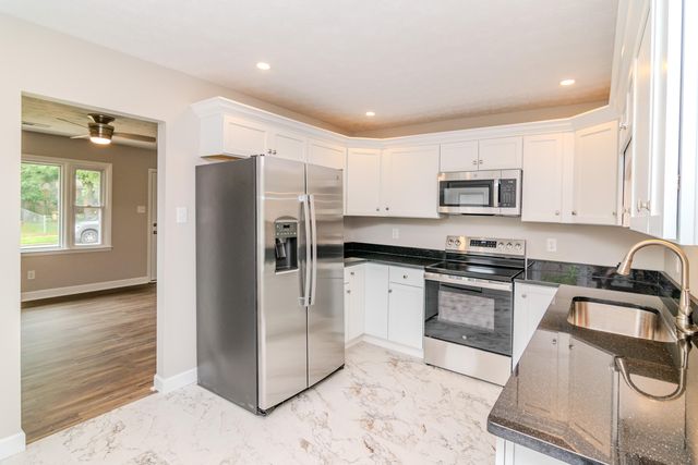 1910 Greenleaf Drive, Lexington, KY 40505