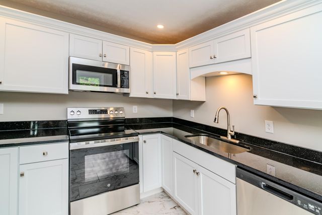 1910 Greenleaf Drive, Lexington, KY 40505