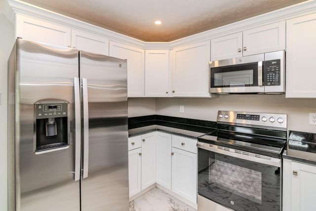 1910 Greenleaf Drive, Lexington, KY 40505