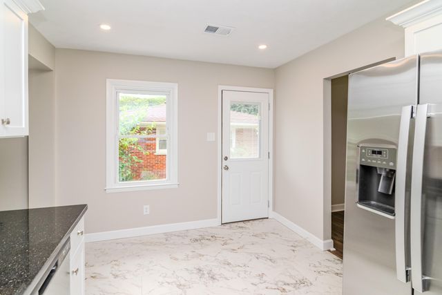 1910 Greenleaf Drive, Lexington, KY 40505
