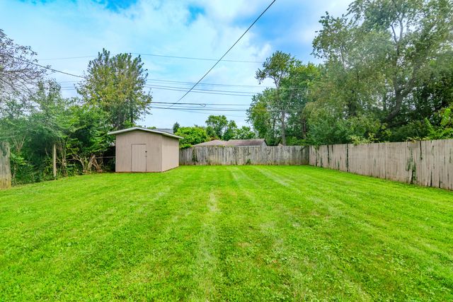 1910 Greenleaf Drive, Lexington, KY 40505