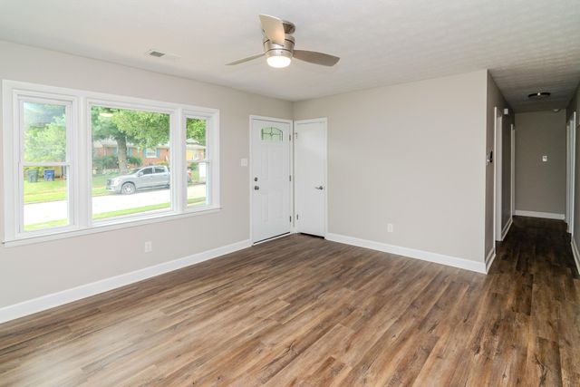 1910 Greenleaf Drive, Lexington, KY 40505