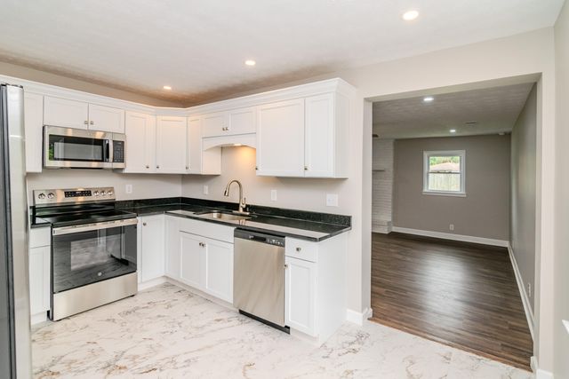 1910 Greenleaf Drive, Lexington, KY 40505
