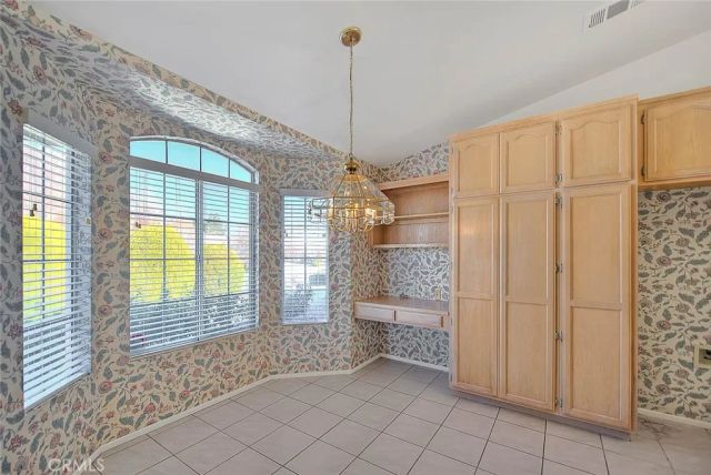 19149 Catalina, Apple Valley, CA 92308