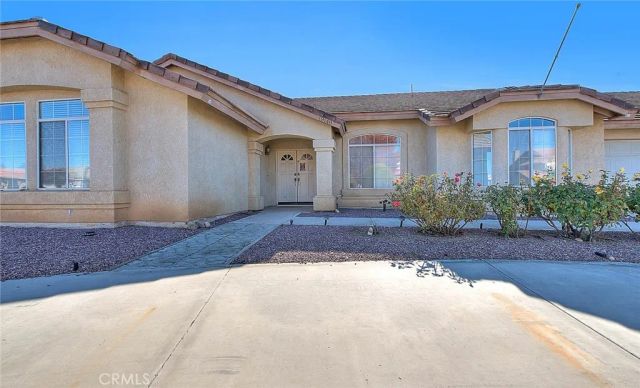 19149 Catalina, Apple Valley, CA 92308
