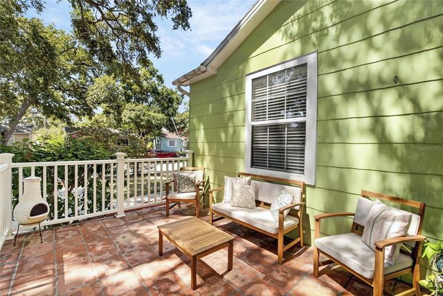 3625 8 AVENUE N, St Petersburg, FL 33713