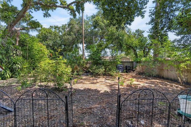 3625 8 AVENUE N, St Petersburg, FL 33713