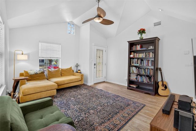 3625 8 AVENUE N, St Petersburg, FL 33713