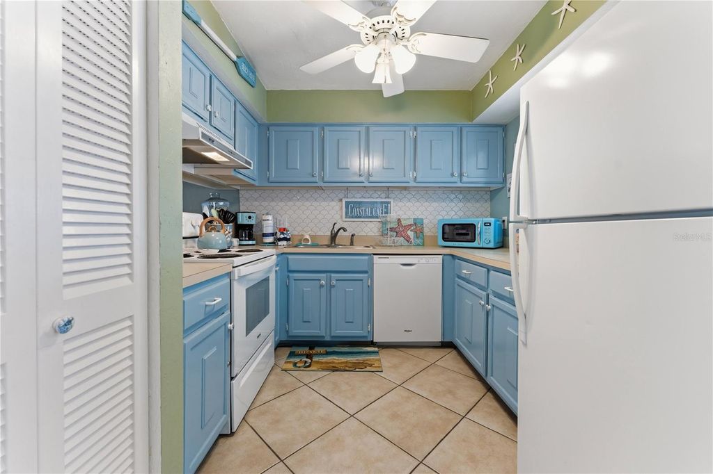 1801 GULF DRIVE N 238, BRADENTON BEACH, FL 34217 — photo 5