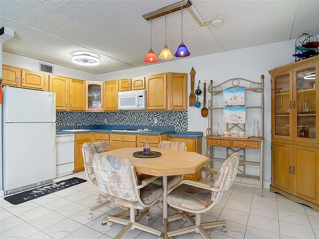 400 OAKRIDGE BOULEVARD 21, Daytona Beach, FL 32118