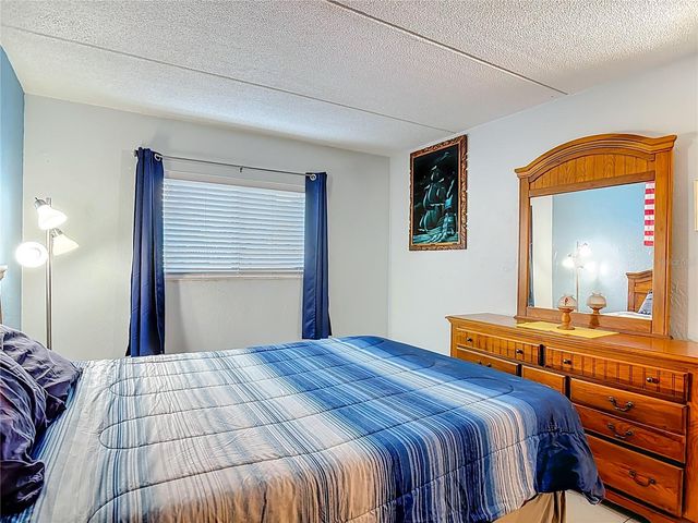 400 OAKRIDGE BOULEVARD 21, Daytona Beach, FL 32118