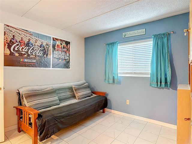 400 OAKRIDGE BOULEVARD 21, Daytona Beach, FL 32118