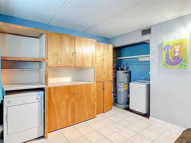 400 OAKRIDGE BOULEVARD 21, Daytona Beach, FL 32118