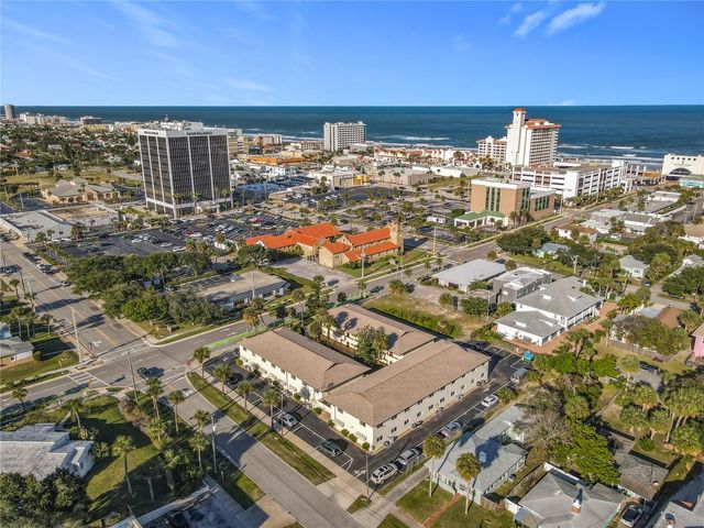 400 OAKRIDGE BOULEVARD 21, Daytona Beach, FL 32118