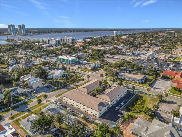 400 OAKRIDGE BOULEVARD 21, Daytona Beach, FL 32118