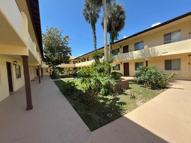 400 OAKRIDGE BOULEVARD 21, Daytona Beach, FL 32118