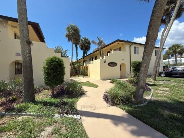 400 OAKRIDGE BOULEVARD 21, Daytona Beach, FL 32118