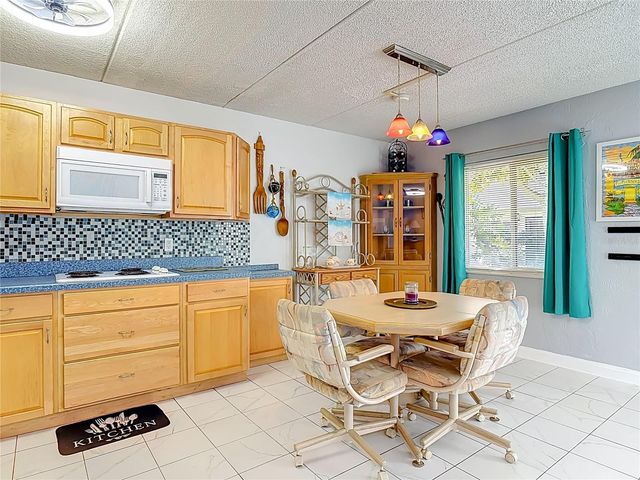 400 OAKRIDGE BOULEVARD 21, Daytona Beach, FL 32118