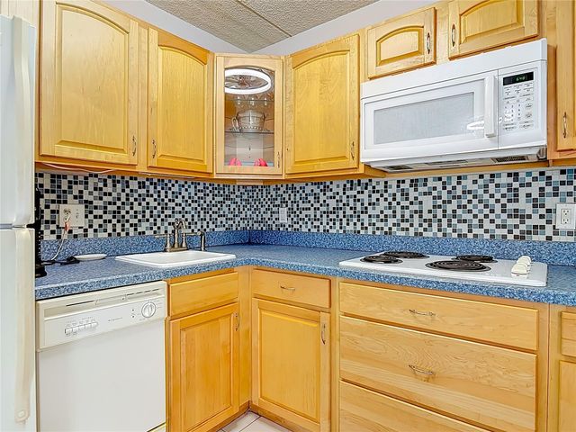 400 OAKRIDGE BOULEVARD 21, Daytona Beach, FL 32118