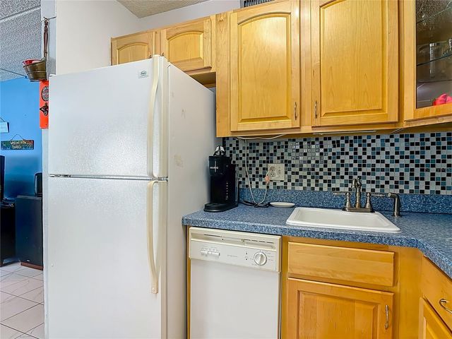400 OAKRIDGE BOULEVARD 21, Daytona Beach, FL 32118