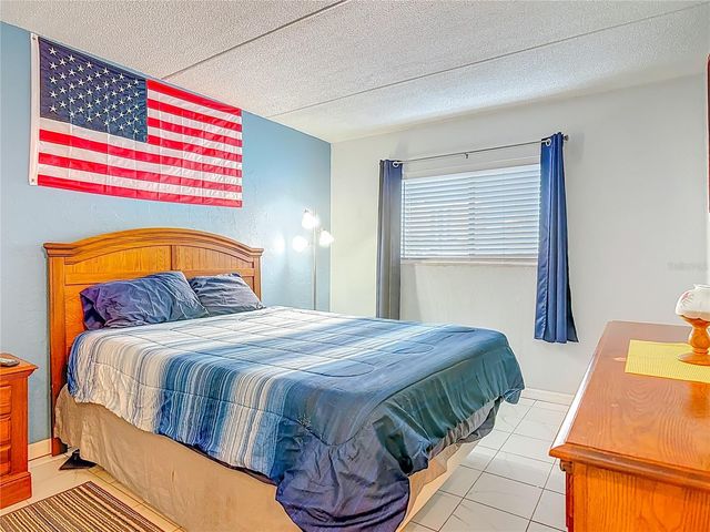 400 OAKRIDGE BOULEVARD 21, Daytona Beach, FL 32118