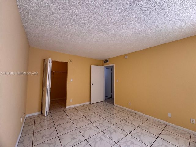 16919 N Bay Road 117, Sunny Isles Beach, FL 33160