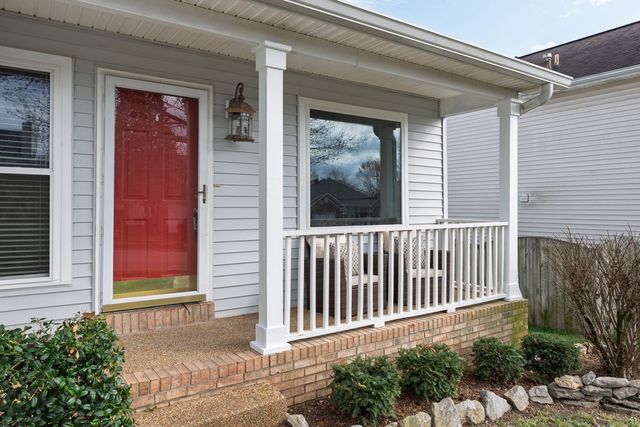 2305 Surrey Ln, Franklin, TN 37067