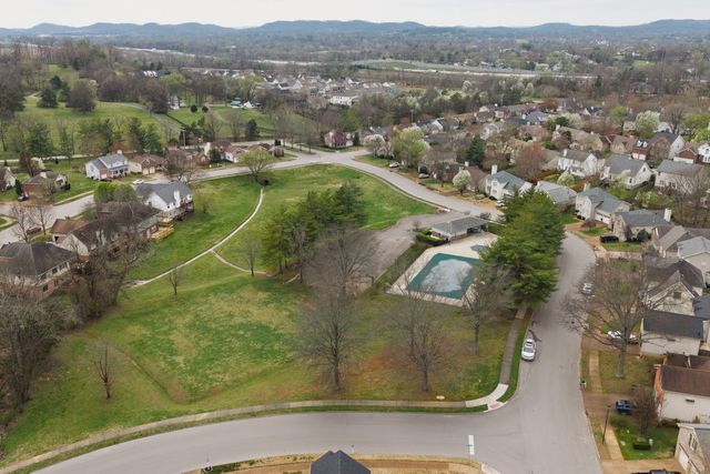 2305 Surrey Ln, Franklin, TN 37067